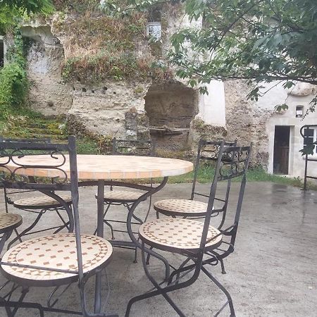 Troglo Entre Caves Et Chateaux Montlouis-sur-Loire Buitenkant foto
